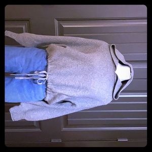 American Eagle Cropped Sweater w/Hood